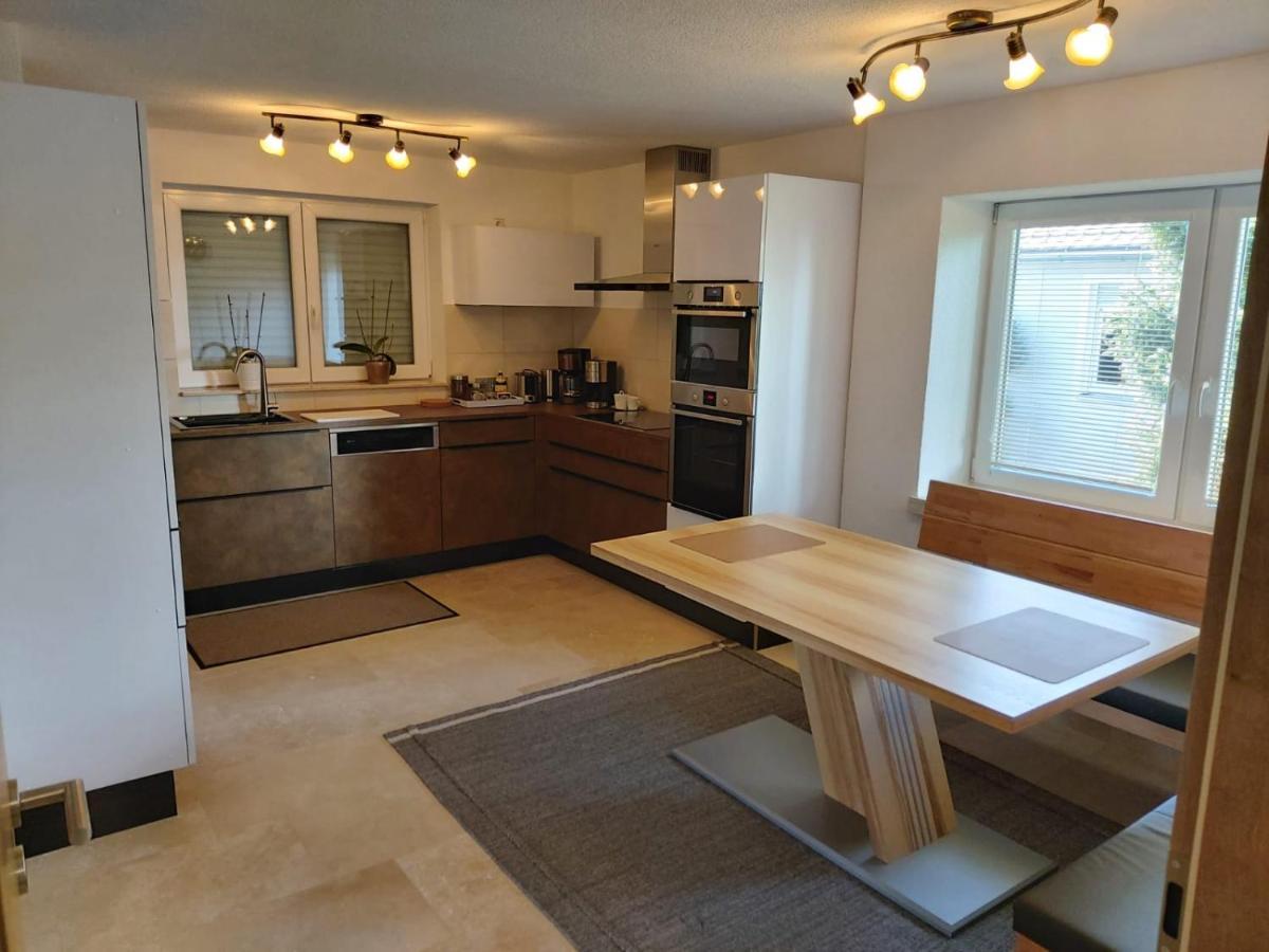 Ferienhaus Giulia In Guenzburg Ideal Fuer 2 Familien エクステリア 写真