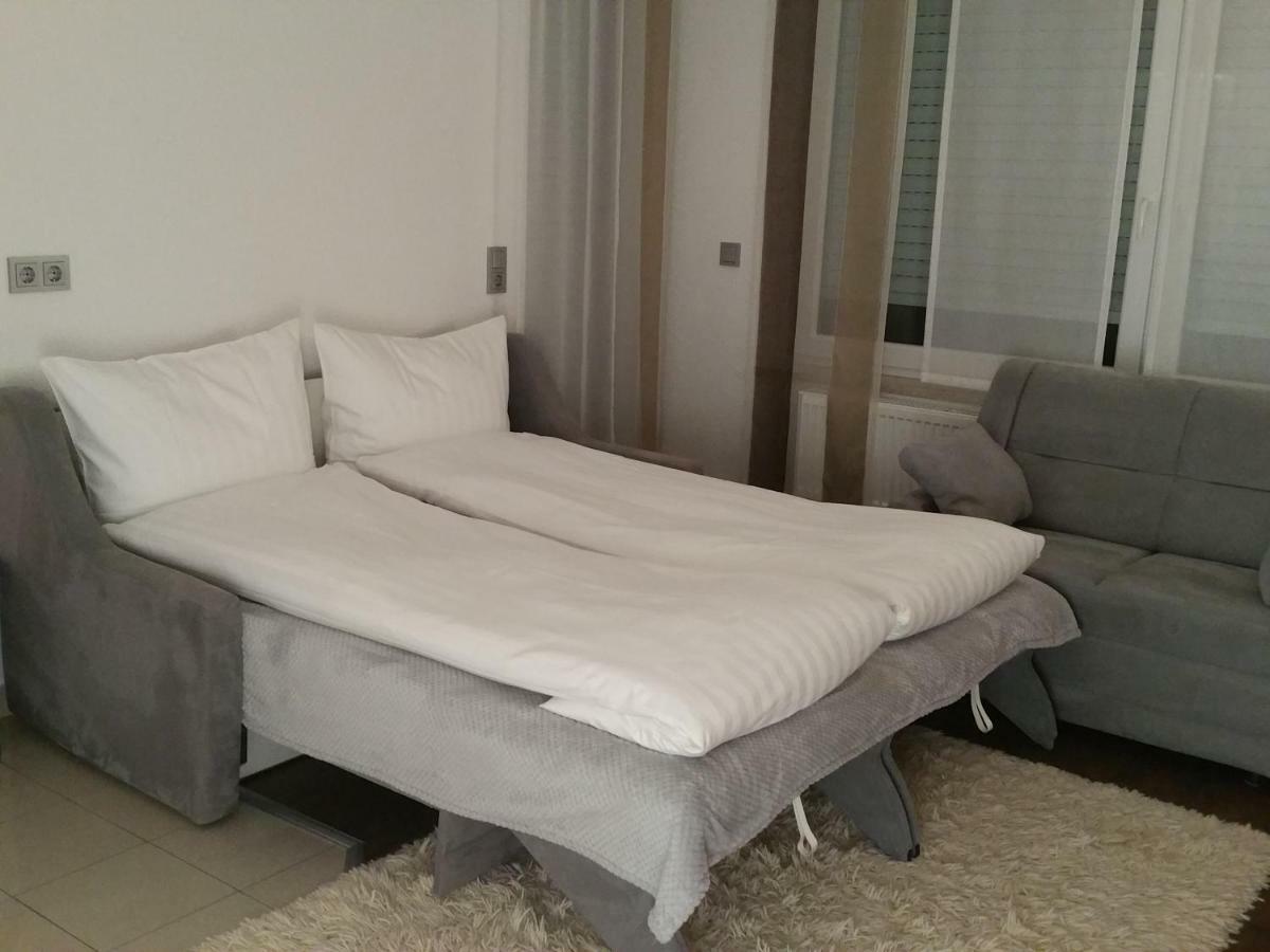 Ferienhaus Giulia In Gunzburg Ideal Fur 2 Familienアパートメント エクステリア 写真