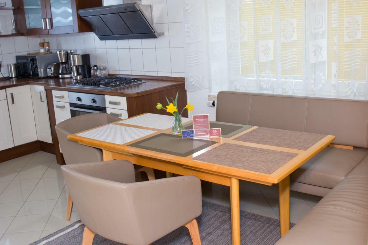 Ferienhaus Giulia In Gunzburg Ideal Fur 2 Familienアパートメント エクステリア 写真